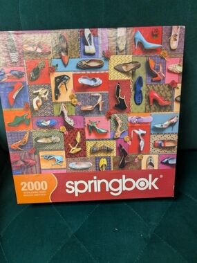 🧩Springbok Shoes! Shoes! Shoes! 2000 Piece Jigsaw Puzzle All Pieces Present